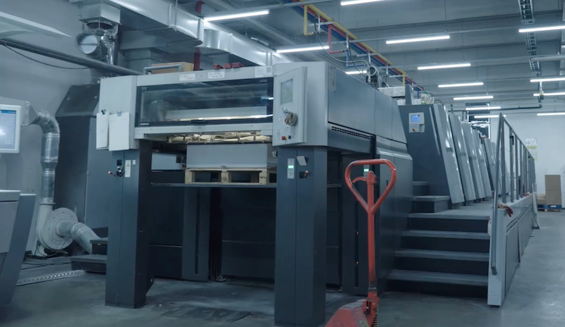Heidelberg XL 106 8-color offset printing press in operation at inclpress