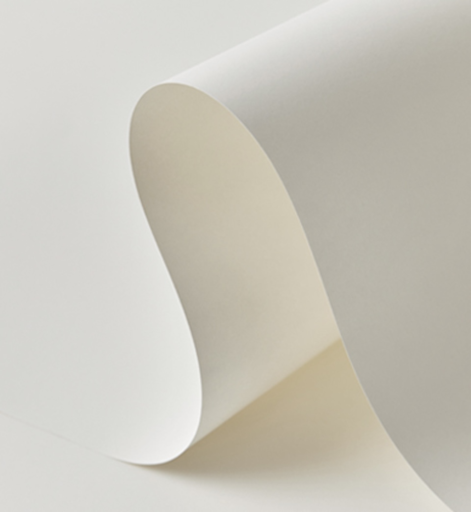 White coated printing paper ideal for magazines, books, and catalogs with either gloss or matte finish